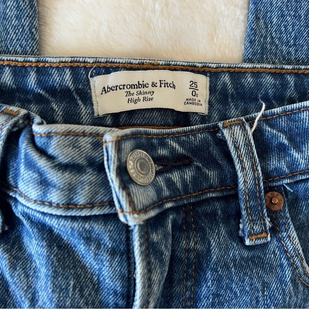 Abercrombie & Fitch Curve Love Skinny High Rise Denim